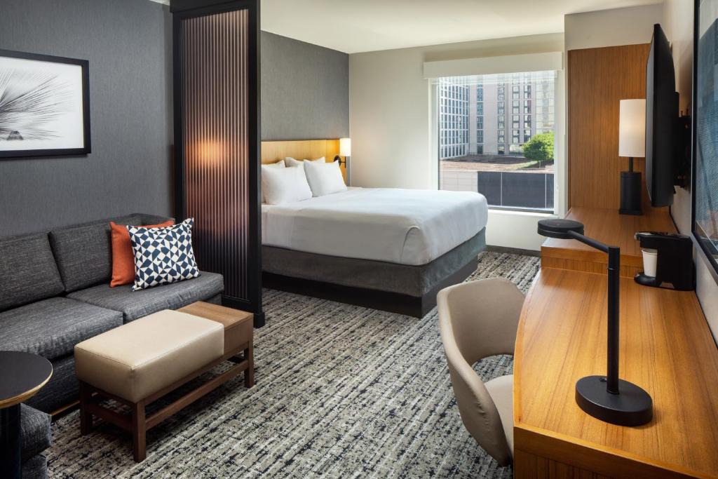 Sobro Hotel | Hyatt Place Nashville Downtown