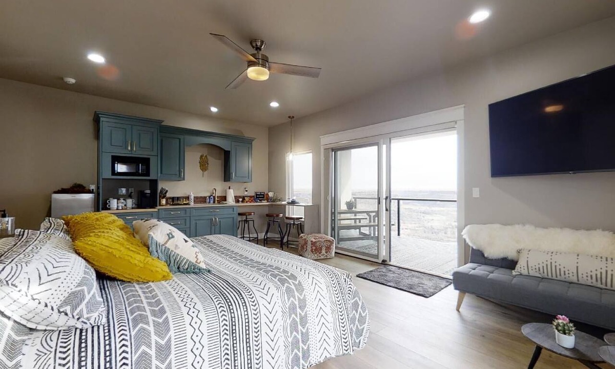 Twin Falls Apartment | Luxury studio with Access to Canyon Rim Trail in fabulous Twin Falls