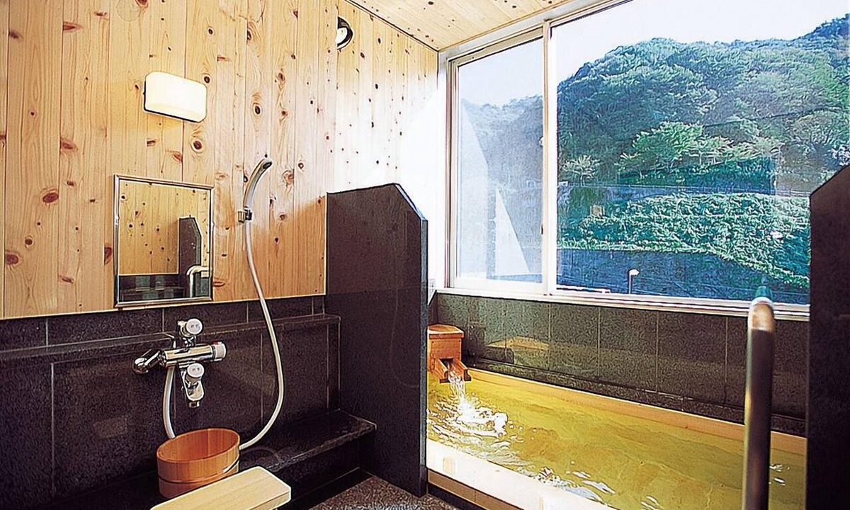 Futami House | Oishiya