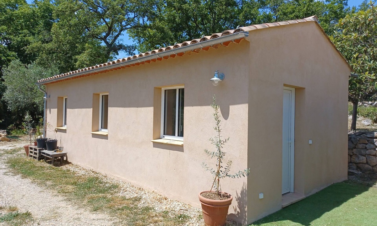 Callian House | Petite Maison Indépendante au Cœur des Oliviers