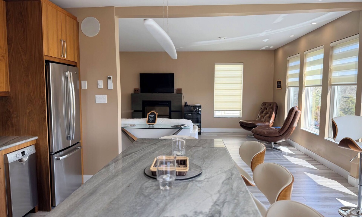 Chester Condo | The Captain’s Quarters 2 bedroom harbourview condo