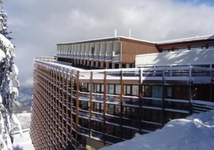 100m from resort center, 8th floor, view mountain, balcony, tv, 30m², Les Arcs in Les Arcs