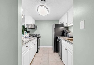 313- Coastal Cool Beachfront Condo with stunning ocean views! in Destin