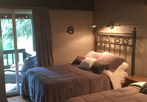 Charming 2 Bdrm Condo, Peaceful Setting on Bus Line/Vail #011008 in Vail