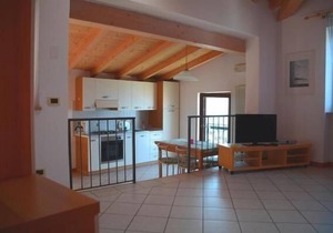 Flat with a view of the water in Brenzone