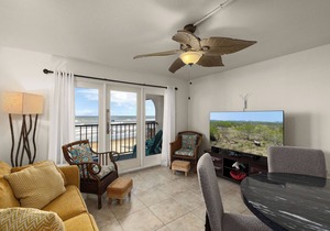 Hear the Waves from Beachfront Florence I #402! Dog-Friendly! in South Padre Island