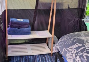 Meyenburg Glamping in Mount Morgan
