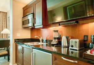 No Resort Fee | Balcony Strip Views, Pools & Parking in Las Vegas
