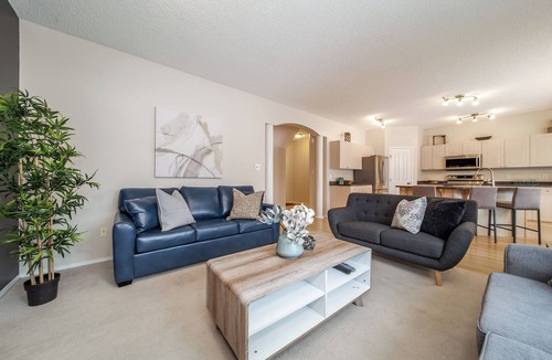 West Edmonton House | 4BR Lewis Estates Home By Henday/Whitemud, Garage/AC, Great Location, Great View