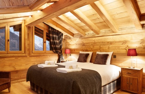Argentiere Ski Chalet | 6 bedroom luxury chalet with private cinema - Marmotte Mountain Zenith (2)