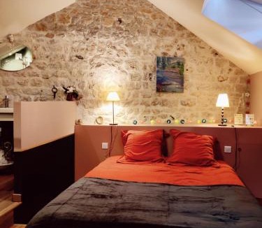 Vernon Apartment | La Mansarde