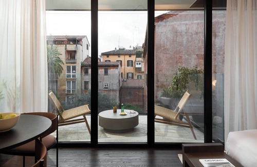 Rione II Trevi Apartment | master Trevi