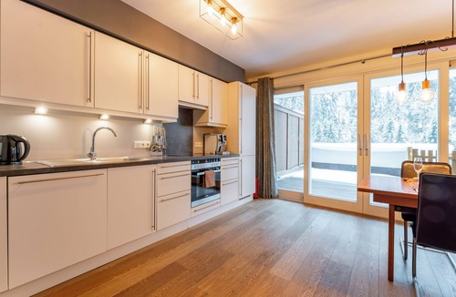 Viehhofen Apartment | Nice apartment with terrace in prime location