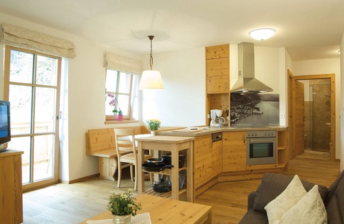 Zell am See Cabin | One-Bedroom Apartment with Breakfast - Pfefferbauer, Jausenstation