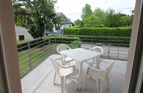 Besozzo Villa | Stunning private villa for 8 people with hot tub, WIFI, private pool, A/C, TV and patio