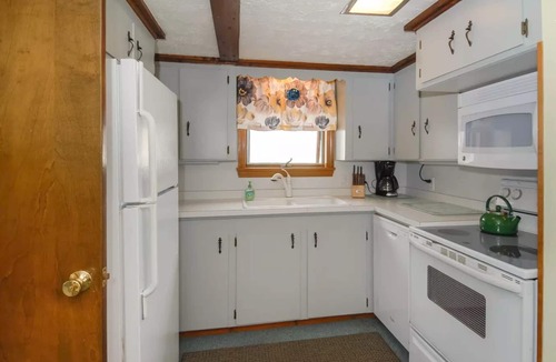 Wells Beach Cottage | Wells Beach Cottage with beautiful views of the Ocean and the Marsh