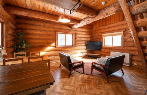 Hokujo Cabin | Yama Cabin 1 – Private Log Cabin Close Near Happo & Echoland