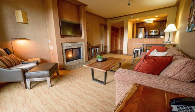 2066 🏔🏌🏻Unique ONE Bedroom condo with full kitchen & private patio! in Cle Elum
