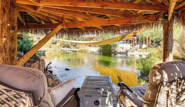 3 Mi to Dtwn Pahrump: Romantic Desert Oasis in Pahrump