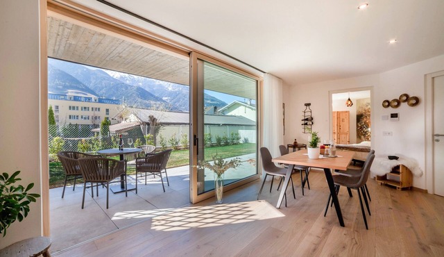 Adler Living Garden Apartment with Mountain View, Private Garden & Wi-Fi in Naturns