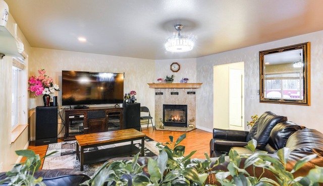 Anchorage Home ~ 8 Mi to Downtown! in Anchorage