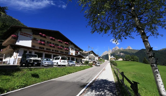 Appartamenti Arnica in Alba di Canazei
