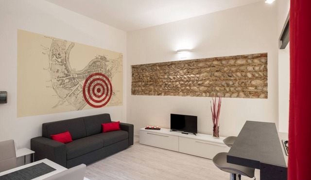 Appartamento con balcone a 700 metri dalla Casa di Giulietta in Verona