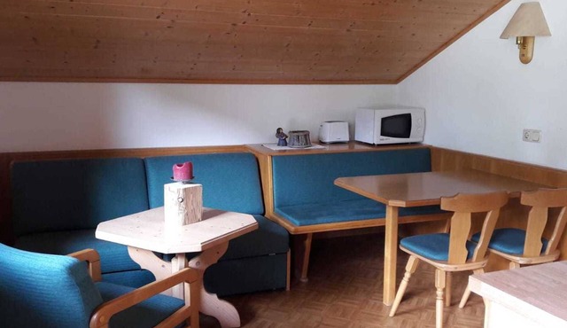 Appartement 2 - Ferienwohnungen Erlsbacher in Außerrotte