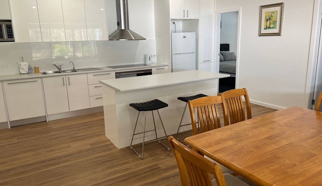 AVALON REST THORNTONn2 Bedroom Apartment in Tranquil Location in Thornton