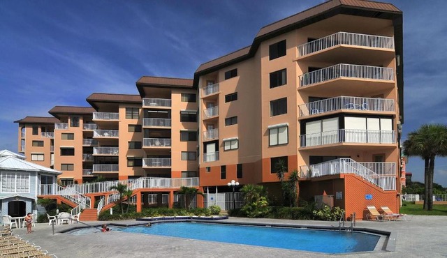 Beach Palms by Florida Lifestyle Vacation Rentals in Clearwater Beach