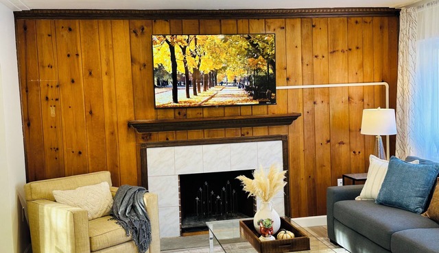 Beautiful Rancher-Style Home - Pet Friendly in West Chester