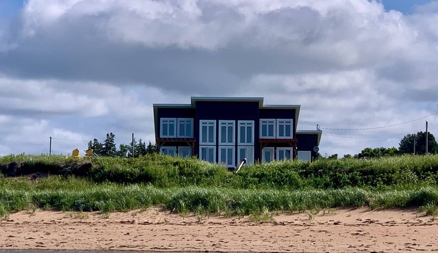 Bright and Airy Oceanfront Beach House! in Belle River
