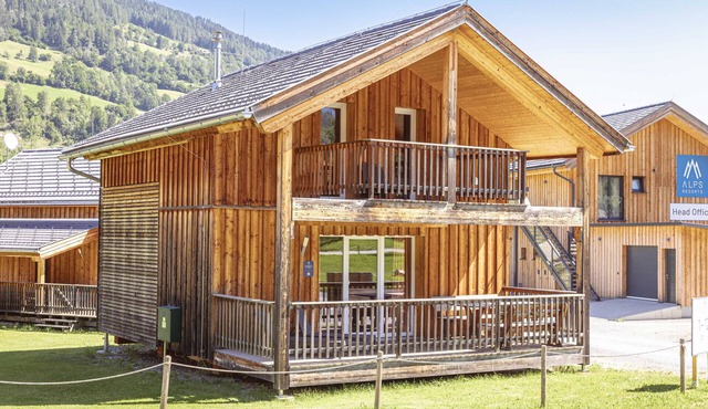 Chalet # 1 with 3 bedrooms & IR sauna in St. Georgen am Kreischberg