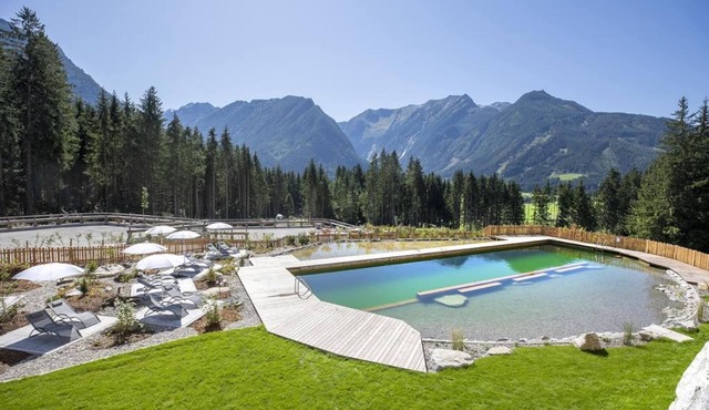 Chalet Retreat near Kitzbuhel Alps in Neukirchen
