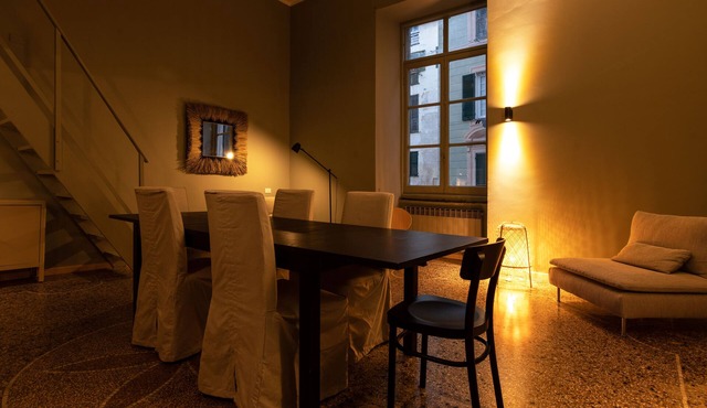 Charm and design in Genoa Historical Centre, close to Acquario and Waterfront. in Genova