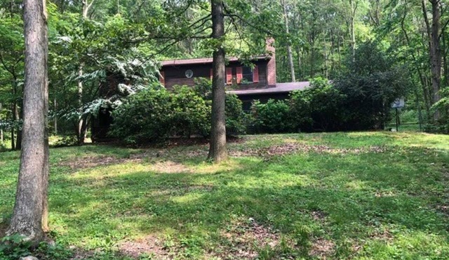 Charming 2-bedroom B&B in Honey Brook with WiFi, fitness room bed and breakfast in Honey Brook