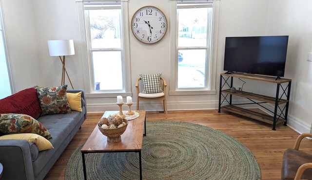 Charming, cozy home downtown Buffalo in Buffalo