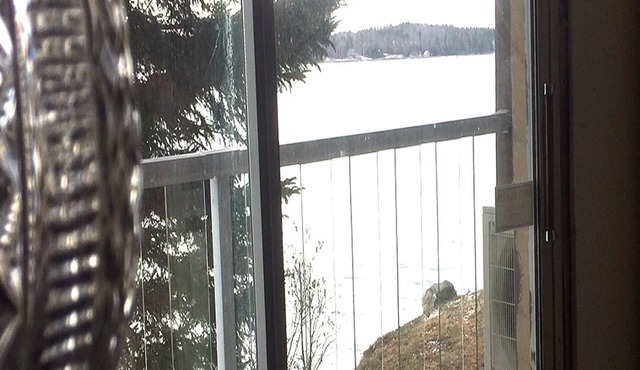 Coastal Living -Two Level Loft Ten Steps From The Ocean in Head of Saint Margarets Bay