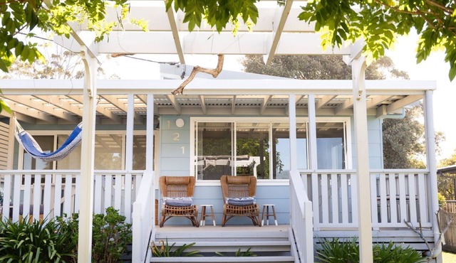 Coastal Cottage in Narrawallee in Narrawallee
