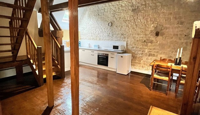 Cottage 'Gite 5' with Shared Terrace and Shared Garden in Carentan-les-Marais