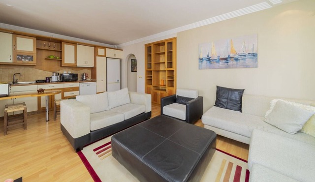 Cozy Flat with Balcony close to Konyaalti Beach in Antalya