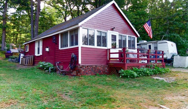 Cozy Sebago Basin Cabin in Windham