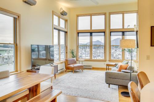 Custom Harborside Loft In the Heart of Ketchikan in Ketchikan