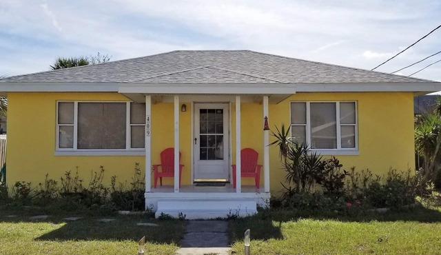 <:>< DEALS 2/2 NEW SMYRNA BEACH 1 MIN. WALK TO OCEAN &FLAGLER -RESTS, SHOPS in New Smyrna Beach
