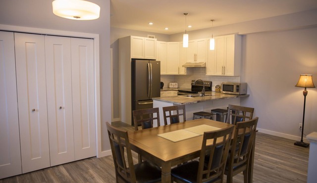 Downtown Whitehorse Deluxe 4 Bedroom Condo in Whitehorse