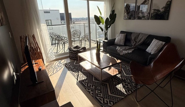 Executive 1BD w/Balcony, Pool, Gym & Lounge - Le Prisme Québec in Québec