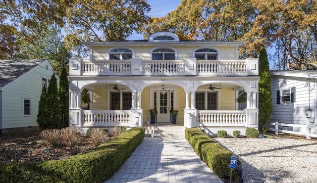 GORGEOUS 5 BR HOME IN REHOBOTH BEACH - 147 Columbia Ave in Rehoboth Beach