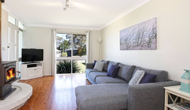 Hayes @ Jervis Bay - Pet Friendly Award Winner - 4 Mins to Beach in Callala Beach