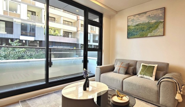 KozyGuru | Erskineville | Inner-City Retreat in Erskineville