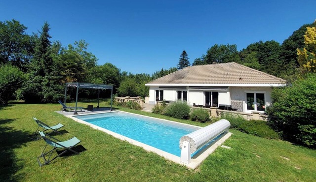 La Parenthèse Normande - Family Villa with Heated Pool in Saint-Philbert-sur-Risle
